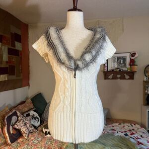 Lapis Ivory Cable Knit Zip Front Sweater Cardigan with Gray Faux Fur Trim
